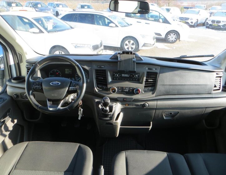 Ford Transit Sklápěč 2,0 l 125 kw