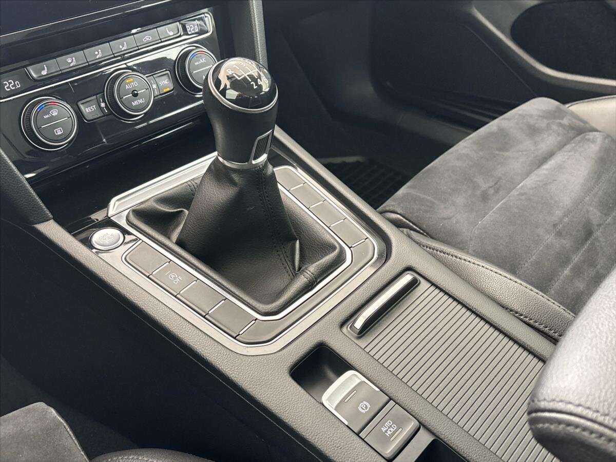 Volkswagen Passat Kombi 2,0 l 110 kw