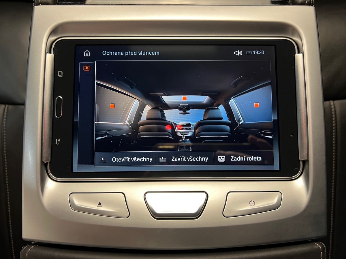 BMW Řada 7 Sedan 3,0 l 294 kw