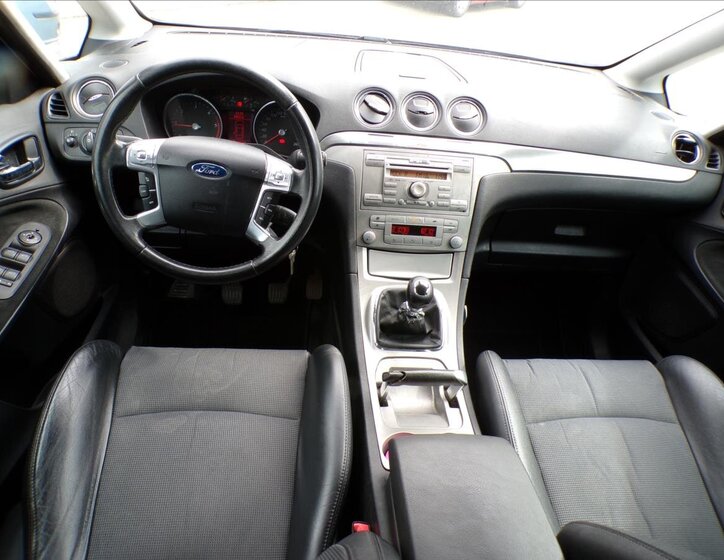 Ford S-MAX Kombi 2,0 l 103 kw