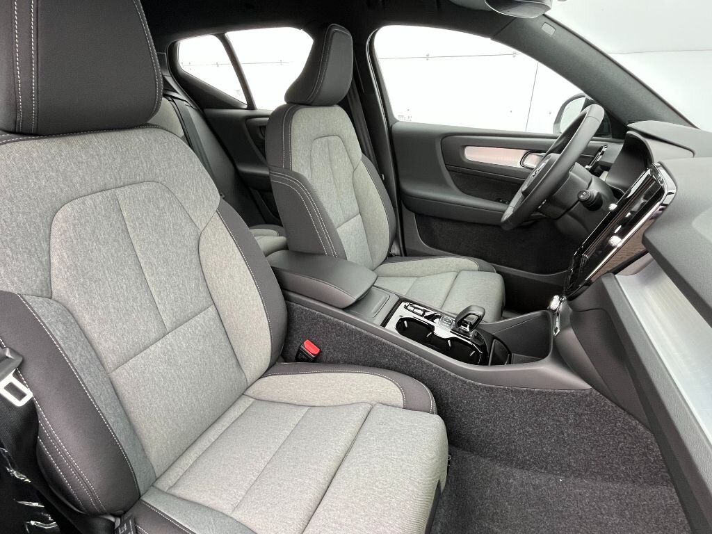 Volvo XC40 SUV 2,0 l 120 kw