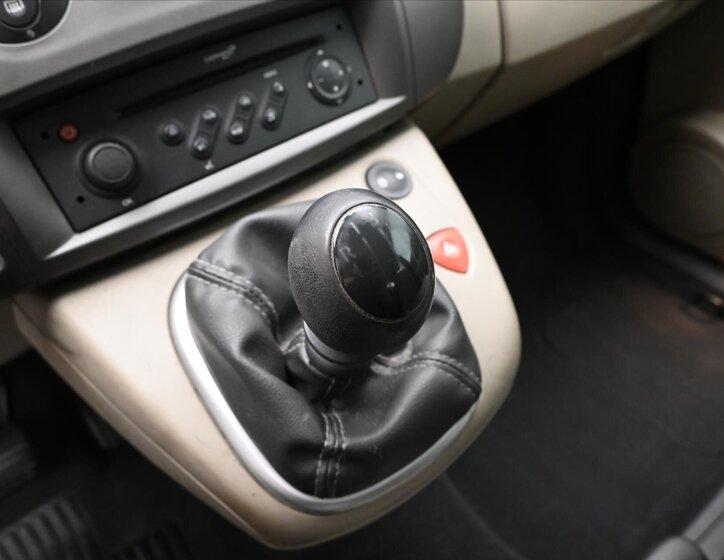 Renault Scénic MPV 1,5 l 78 kw