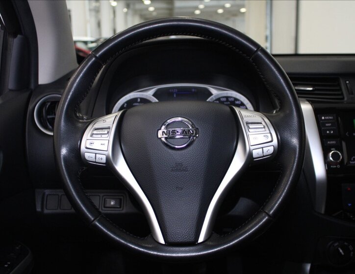 Nissan Navara Pick-up 2,3 l 140 kw