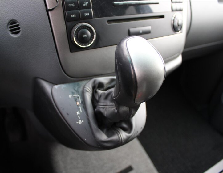Mercedes-Benz Viano Kombi 2,1 l 110 kw