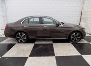 Mercedes-Benz Třídy E Sedan 2,0 l 143 kw