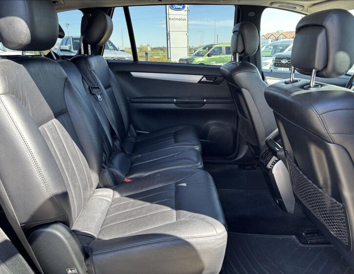 Mercedes-Benz Třídy R Kombi 3,0 l 165 kw
