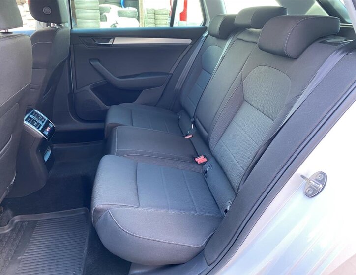 Škoda Superb Kombi 2,0 l 110 kw