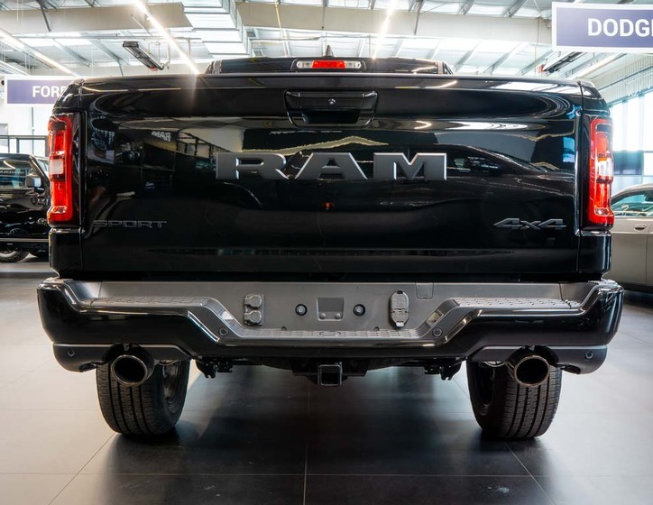 Dodge RAM 3