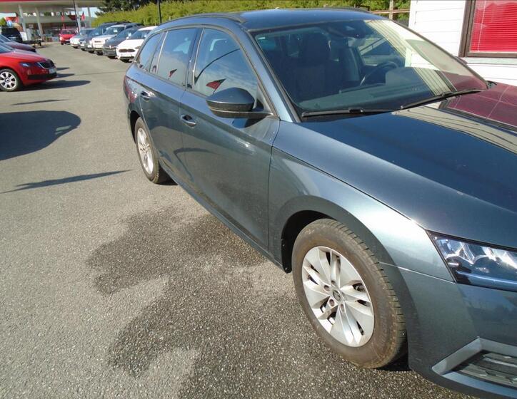 Škoda Octavia 8