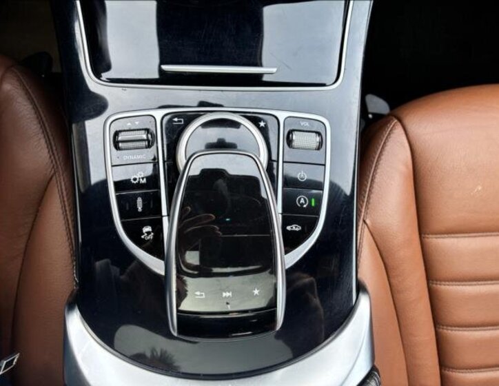 Mercedes-Benz GLC SUV / Terénní 3,0 l 270 kw