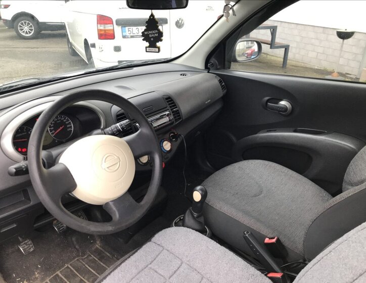 Nissan Micra Hatchback 1,2 l 48 kw