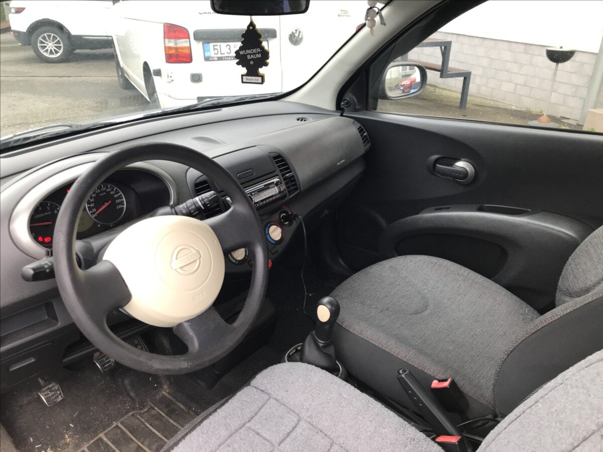 Nissan Micra Hatchback 1,2 l 48 kw