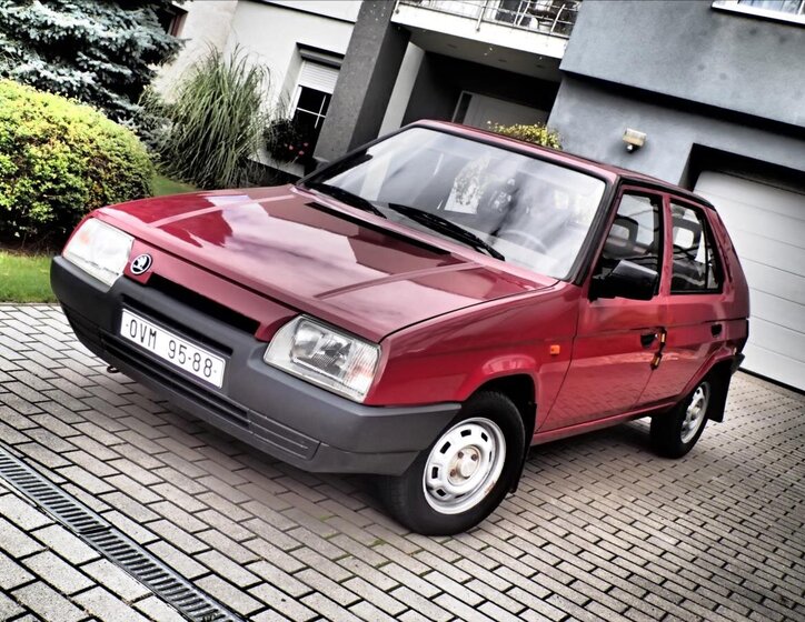 Škoda Favorit Hatchback 1,3 l 46 kw