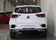 MG ZS SUV / Terénní 1,5 l 78 kw
