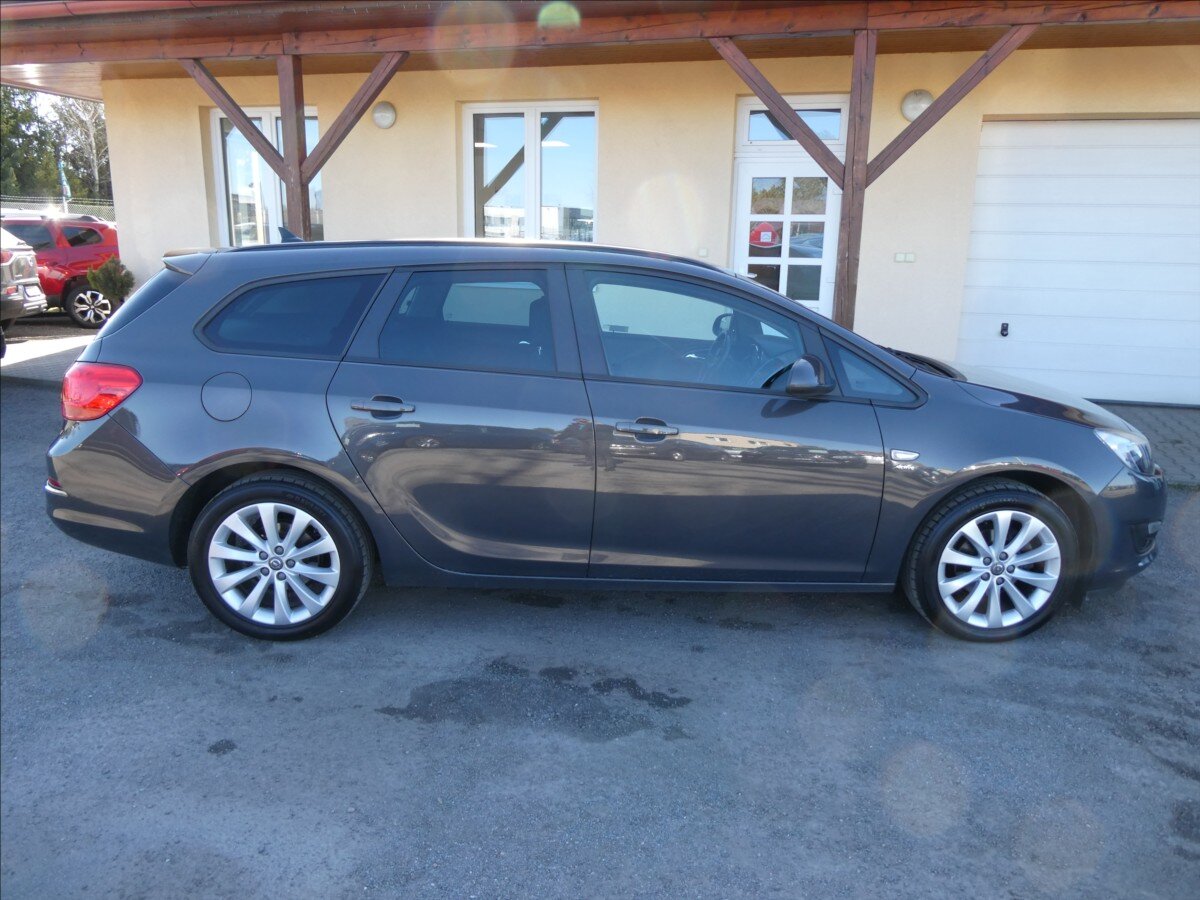 Opel Astra Kombi 1,4 l 103 kw