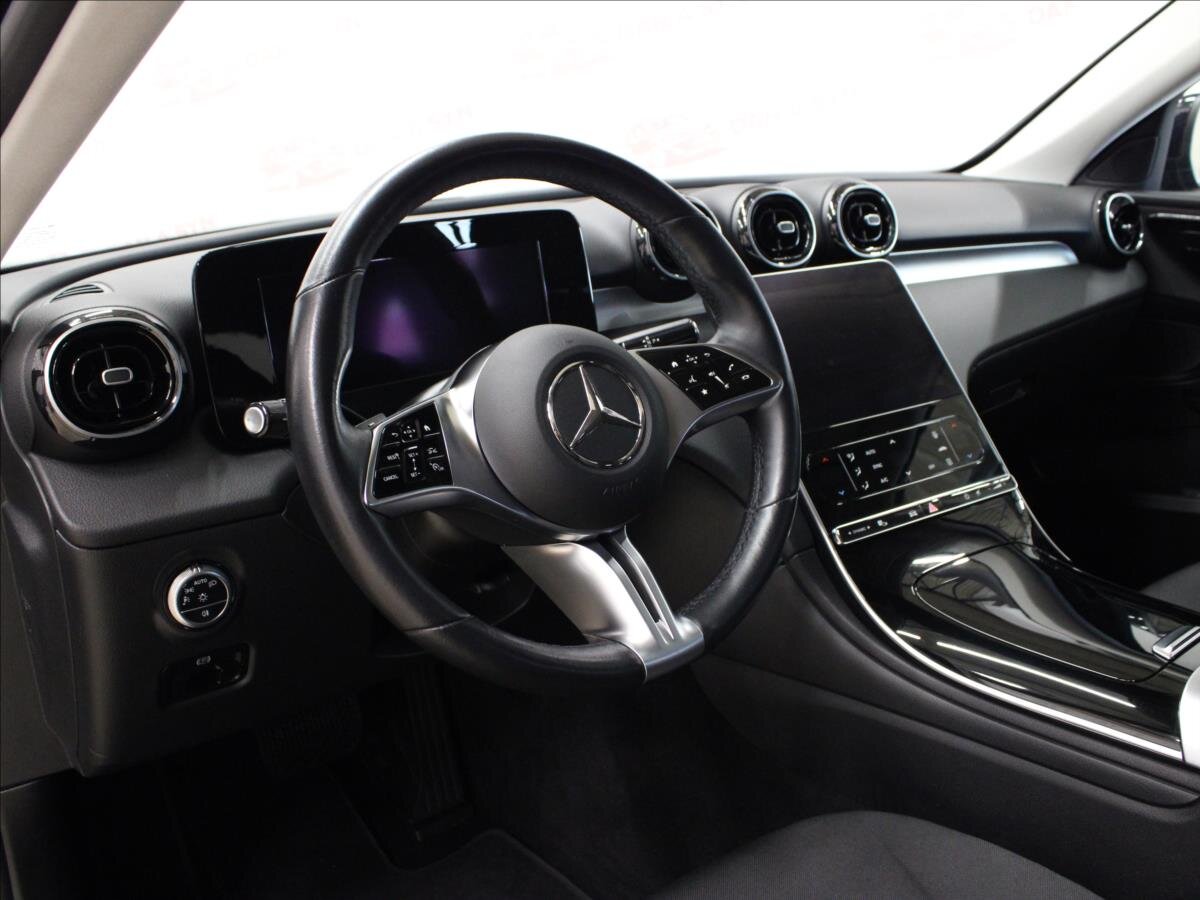 Mercedes-Benz Třídy C Kombi 2,0 l 120 kw