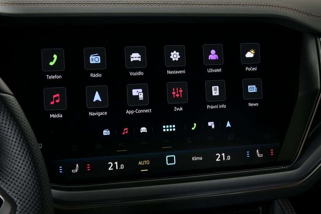 Volkswagen Touareg SUV / Terénní 3,0 l 210 kw