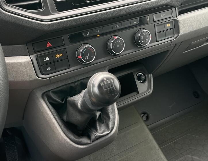 Volkswagen Crafter 12