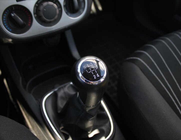 Opel Corsa Hatchback 1,2 l 63 kw