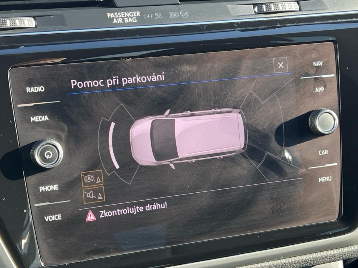 Volkswagen Touran MPV 1,5 l 110 kw