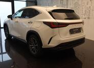 Lexus NX 450h+ 7