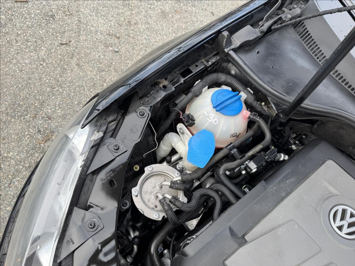 Volkswagen Golf Hatchback 1,6 l 77 kw