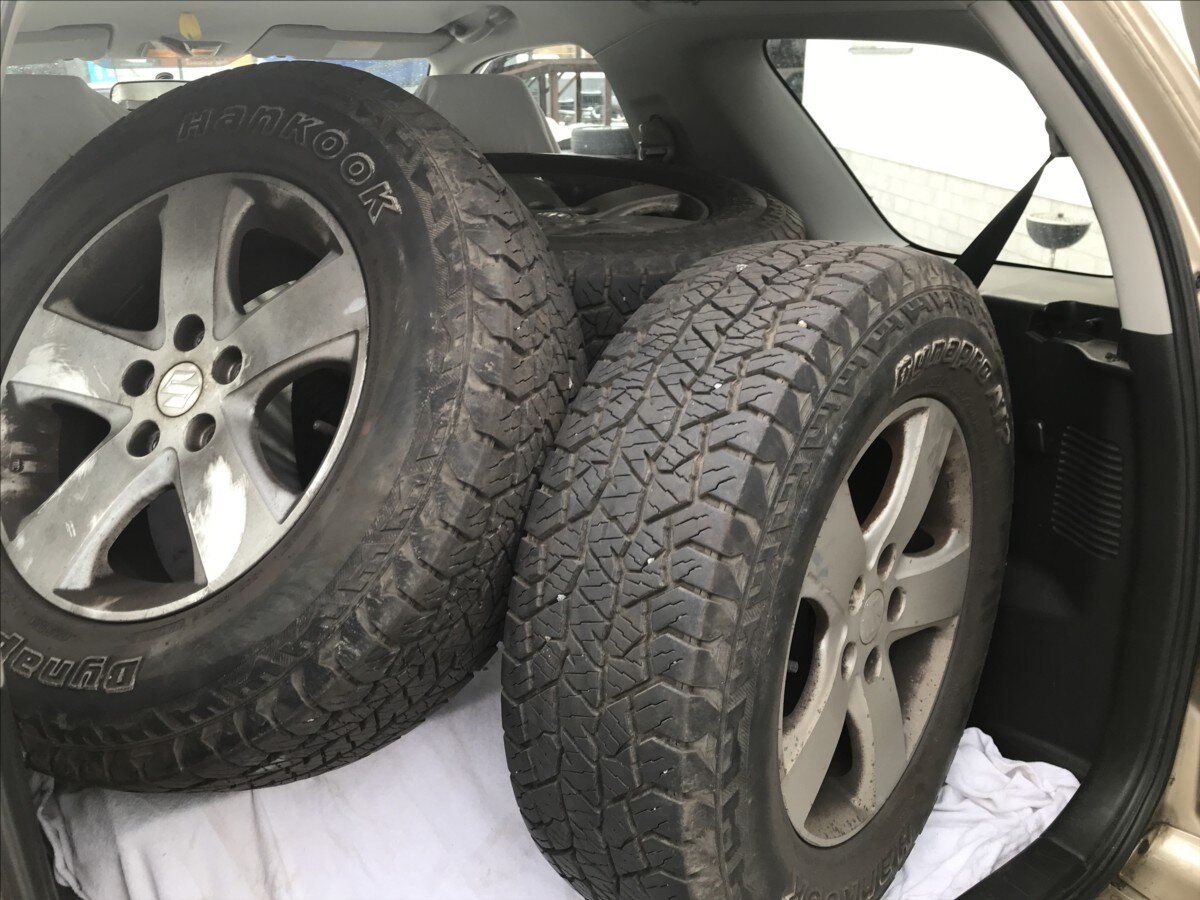 Suzuki Grand Vitara SUV 2,4 l 122 kw