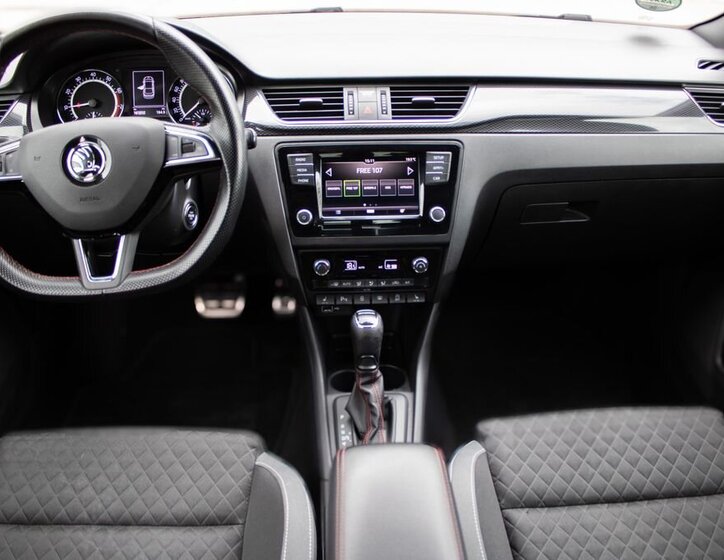 Škoda Rapid Sedan / Limuzína 999,0 81 kw