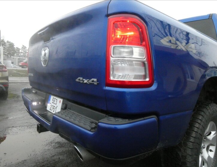 Dodge RAM 1500 Pick-up 5,7 l 295 kw