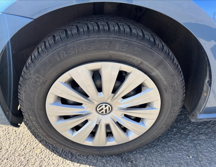 Volkswagen Golf Kombi 1,6 l 81 kw