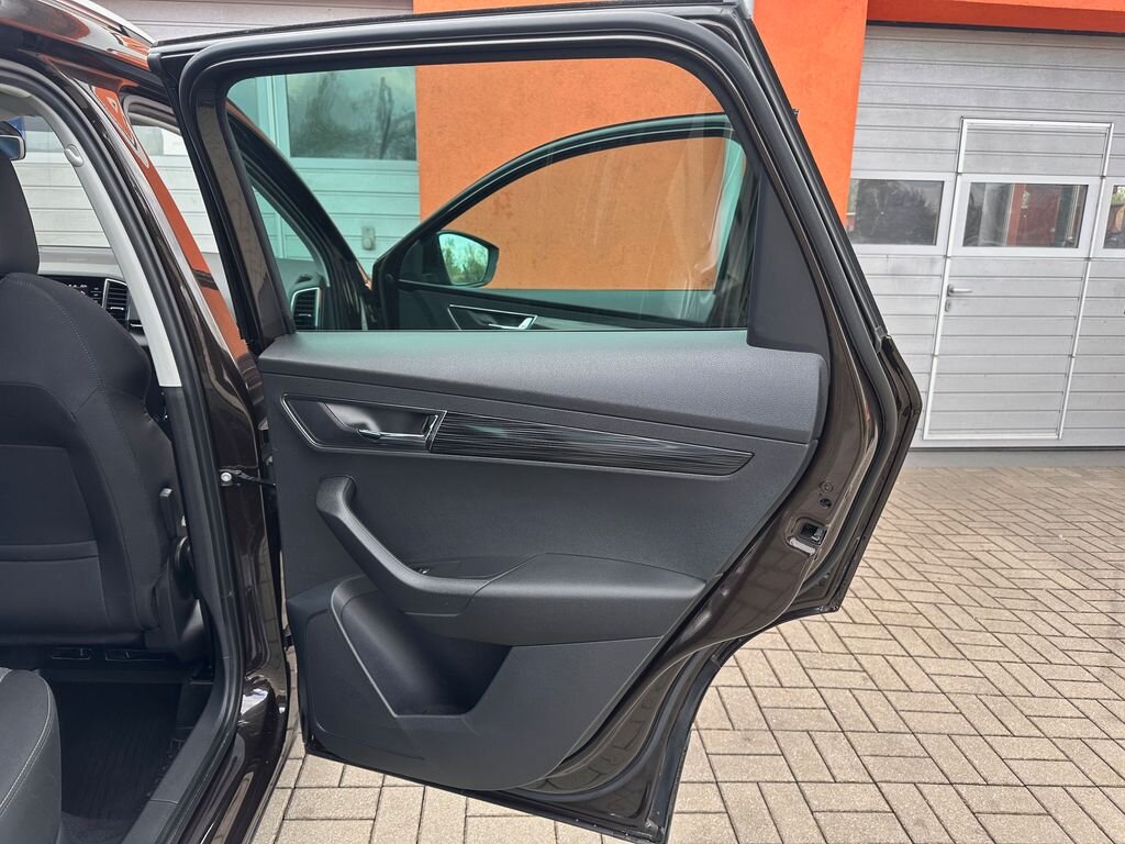Škoda Karoq SUV / Terénní 2,0 l 110 kw