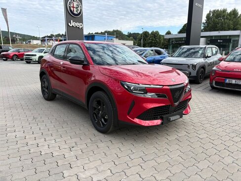 Alfa Romeo Ostatní Hatchback 1,2 l 107 kw