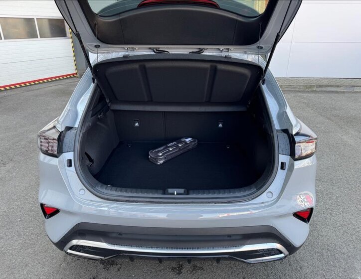 KIA XCeed CUV / Crossover 1,6 l 110 kw