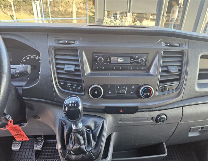 Ford Transit 11