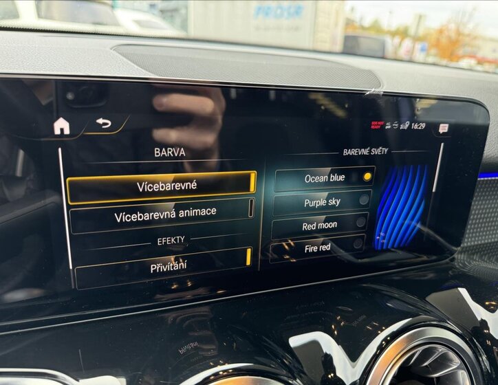 Mercedes-Benz GLB SUV 1,3 l 120 kw