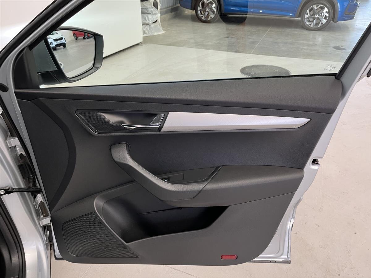 Škoda Karoq SUV / Terénní 1,5 l 110 kw