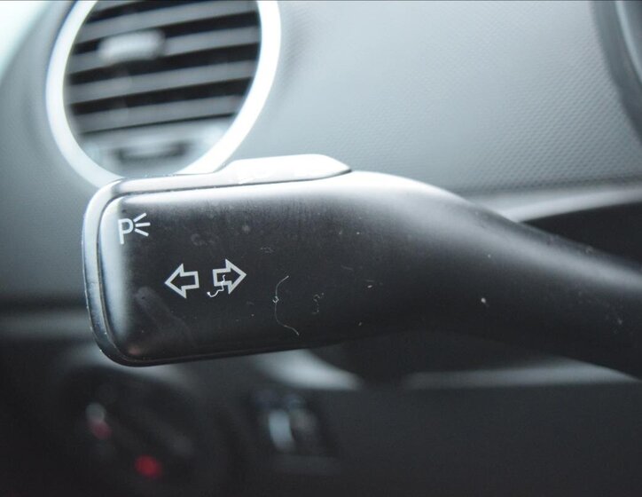 Volkswagen New Beetle Kabriolet 1,9 l 77 kw