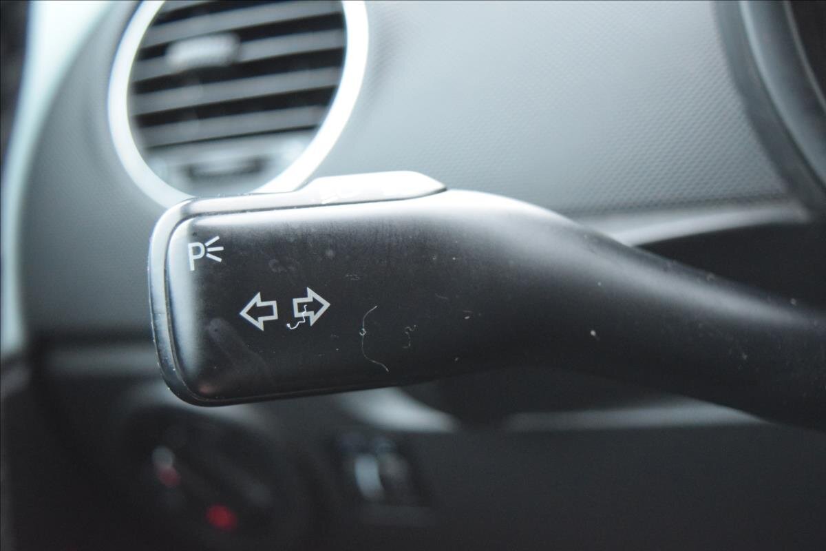 Volkswagen New Beetle Kabriolet 1,9 l 77 kw