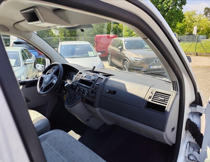Volkswagen Transporter 28
