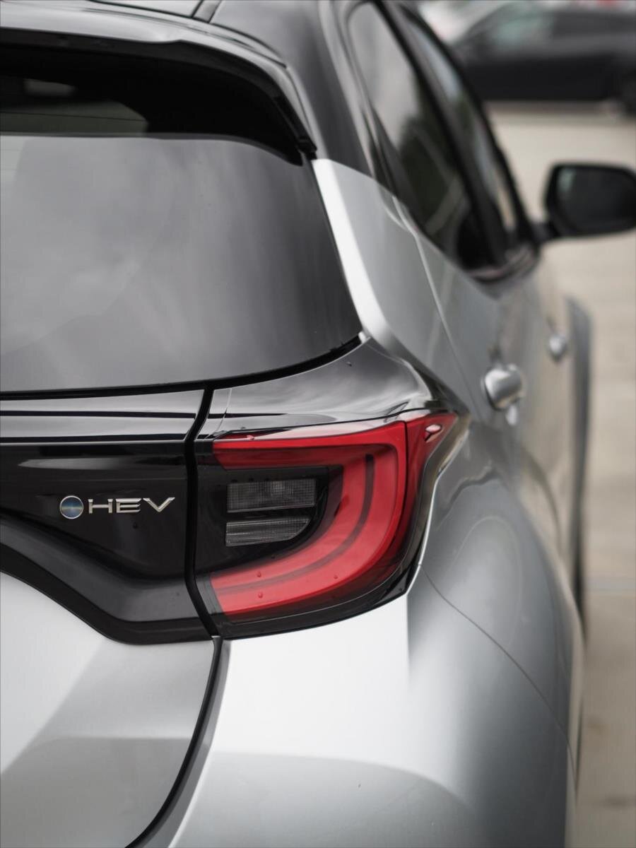 Toyota Yaris Hatchback 1,5 l 68 kw