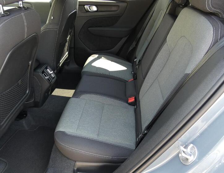 Volvo XC40 18