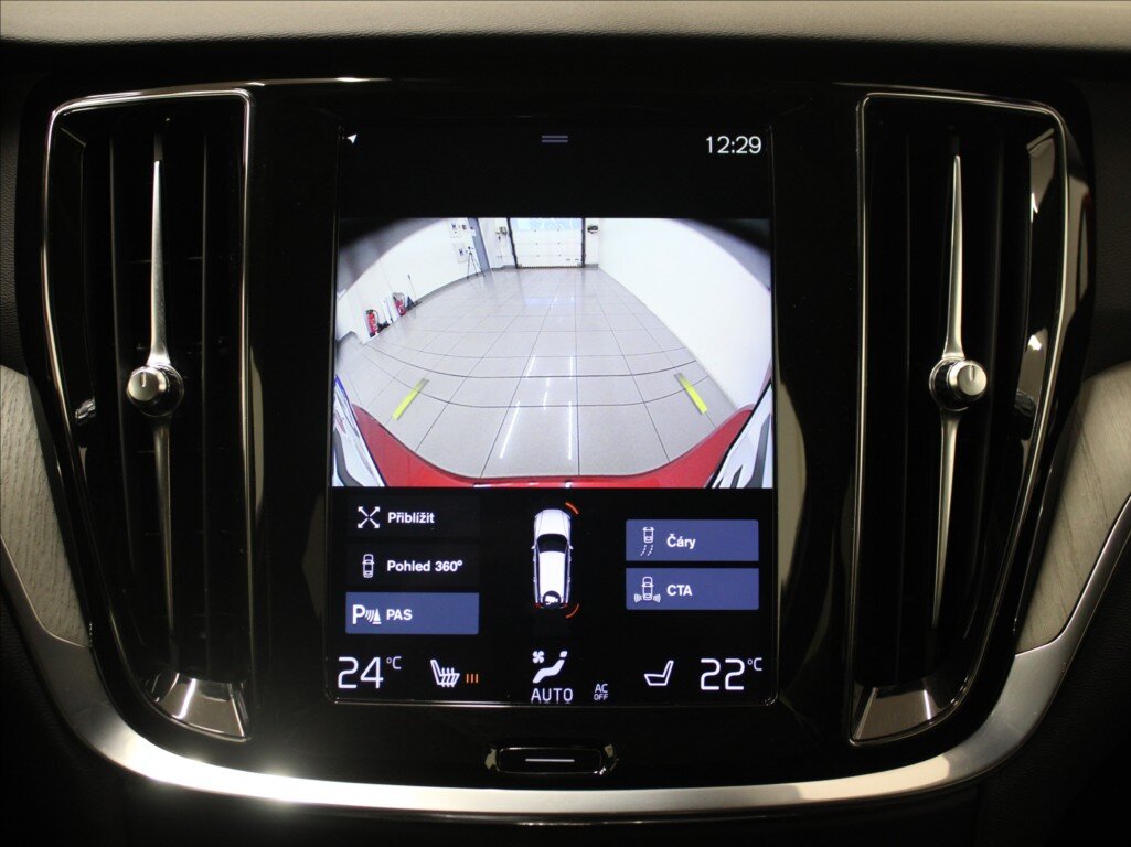 Volvo V60 Kombi 2,0 l 257 kw