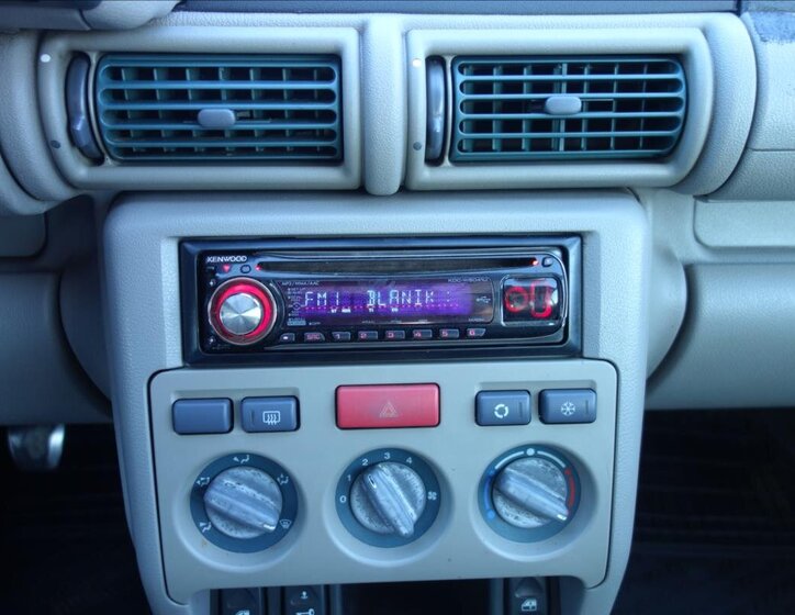 Land Rover Freelander SUV 2,0 l 72 kw