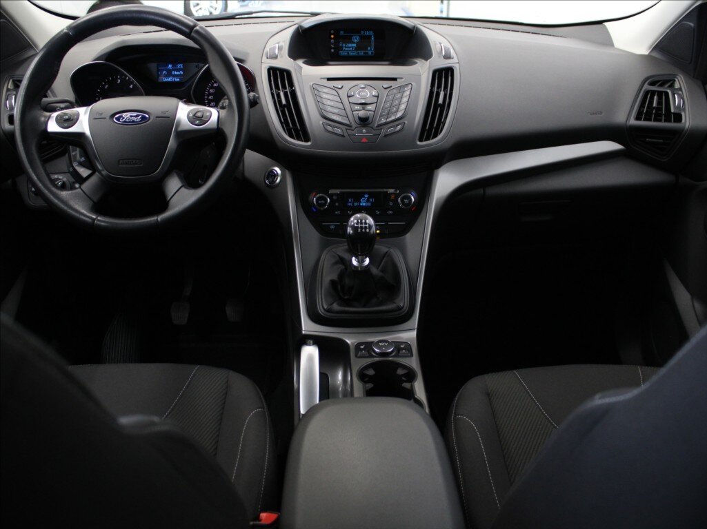 Ford Kuga SUV / Terénní 2,0 l 110 kw