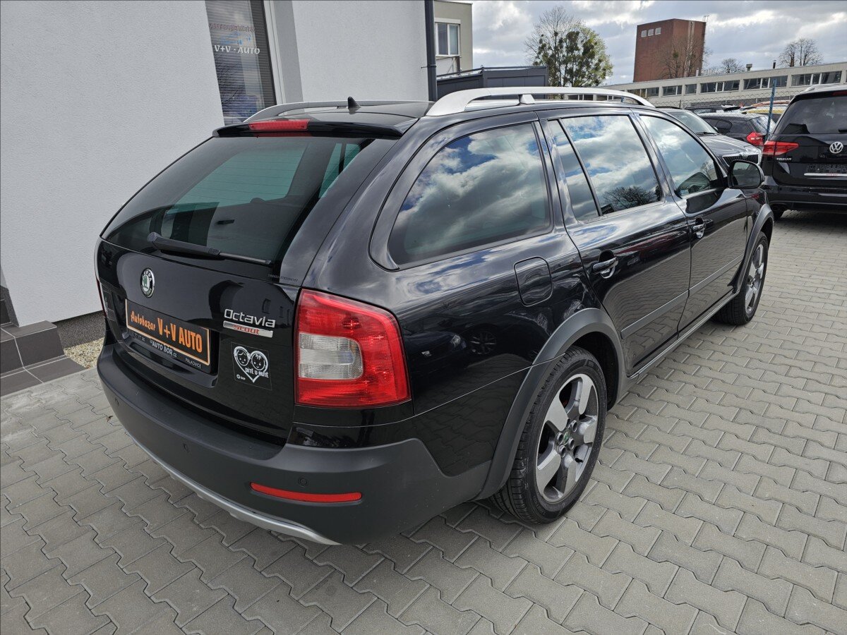 Škoda Octavia Kombi 2,0 l 103 kw