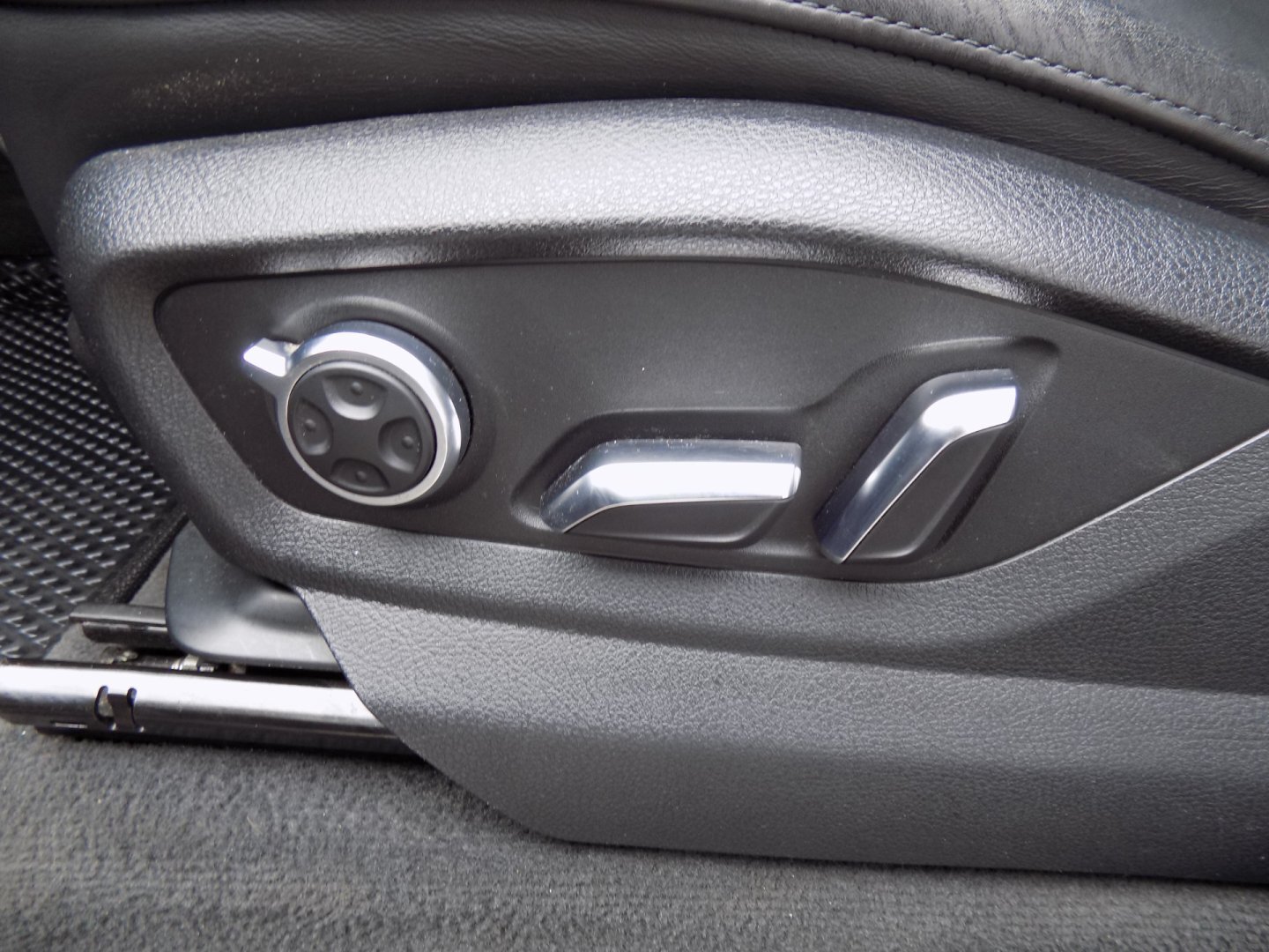 Audi Q7 SUV / Terénní 3,0 l 190 kw