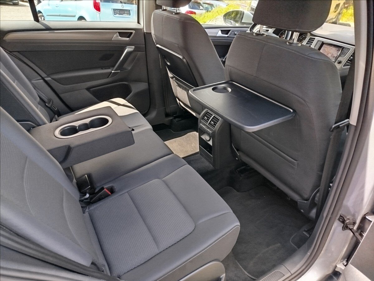 Volkswagen Golf Sportsvan MPV 2,0 l 110 kw