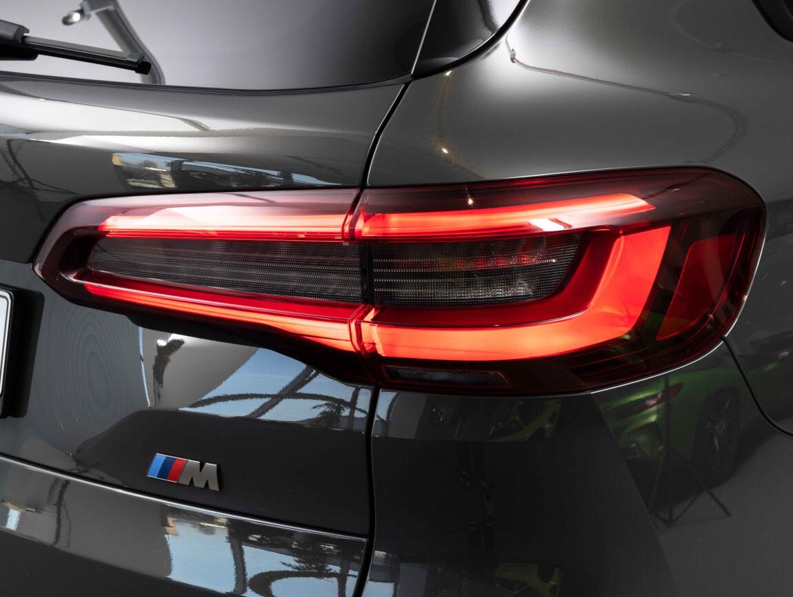 BMW X5 SUV / Terénní 4,4 l 390 kw