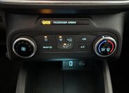 Ford Focus Hatchback 999,0 92 kw