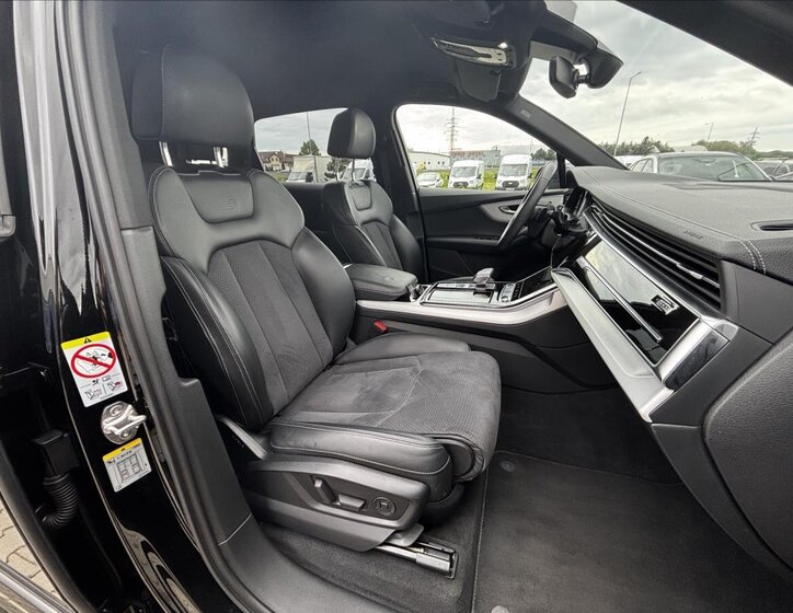 Audi Q7 SUV / Terénní 3,0 l 210 kw